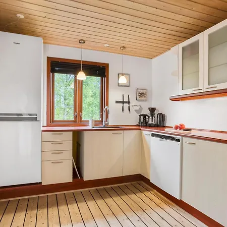 2 Bedroom Lovely In Dom wakacyjny