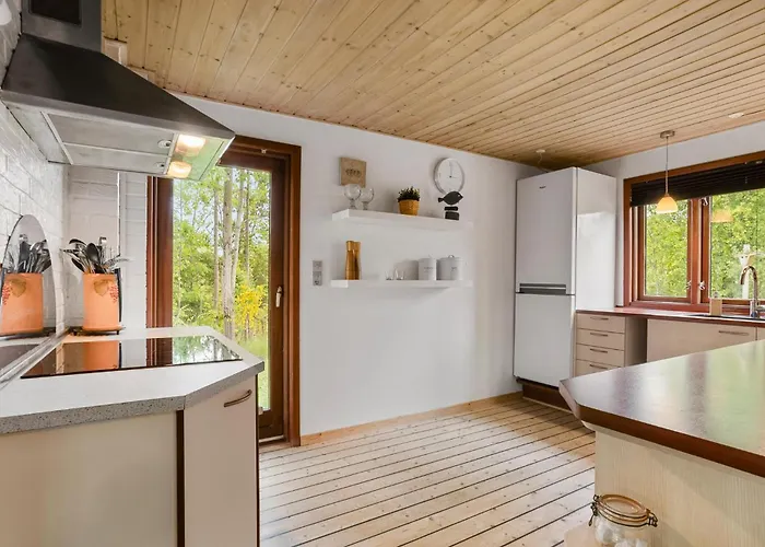 Hébergement de vacances 2 Bedroom Lovely In